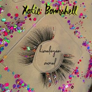 🦋“𝔹𝕆𝕄𝔹𝕊ℍ𝔼𝕃𝕃 𝕃𝔸𝕊ℍ𝔼𝕊”🦋